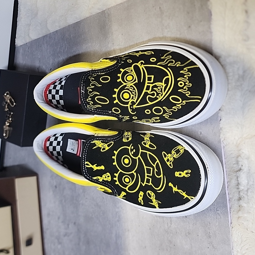 VANS limited edition Sponge Bob Square pants shoes NWOT